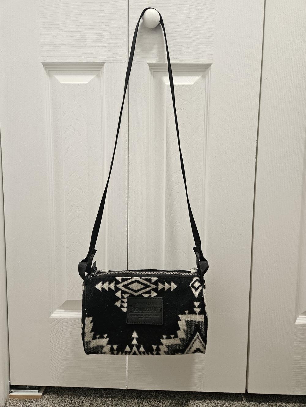 Pendleton Rockpoint Travel Bag & Mini Coin Purse